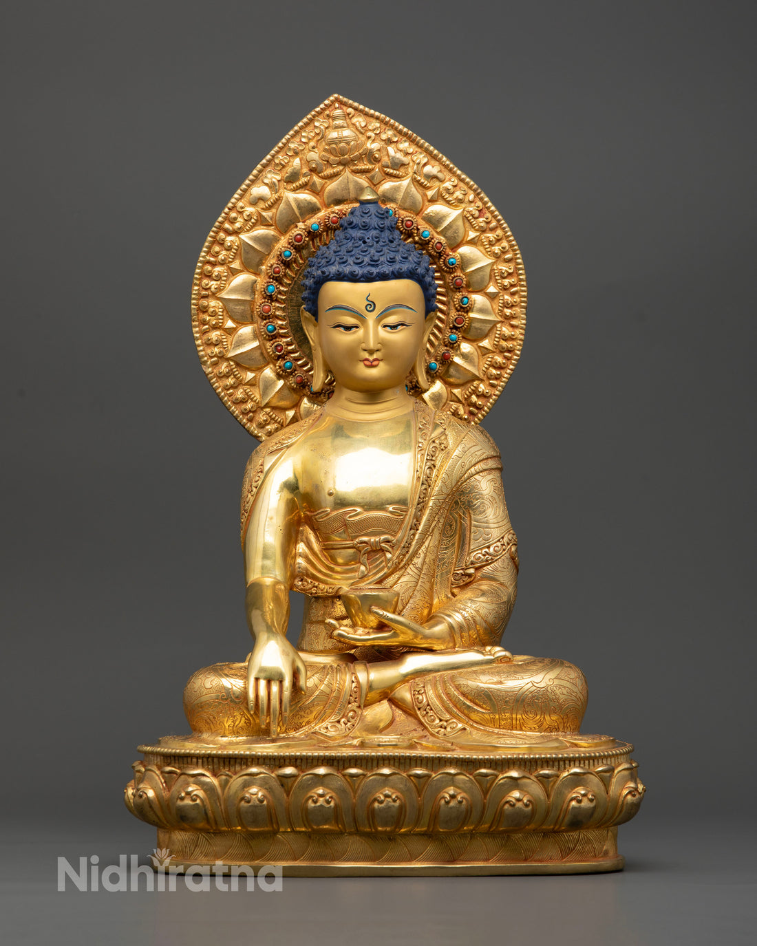 Large Buddha Shakyamuni Statue with Halo: Spiritual Masterpiece