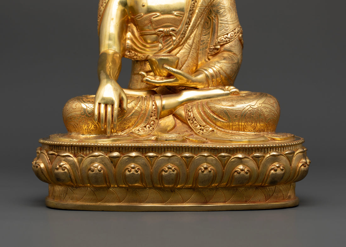 Large Buddha Shakyamuni Statue with Halo: Spiritual Masterpiece