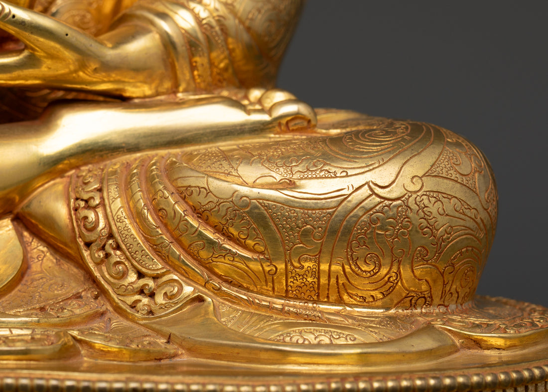 Large Buddha Shakyamuni Statue with Halo: Spiritual Masterpiece