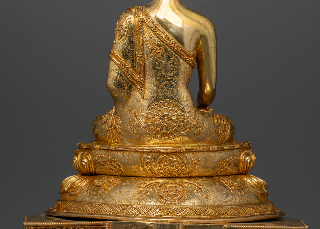 The Lotus-Entwined Shakyamuni Buddha