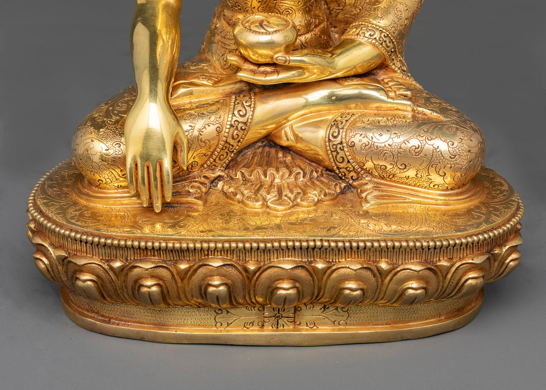 Buddha Shakyamuni: The Enlightened Buddha