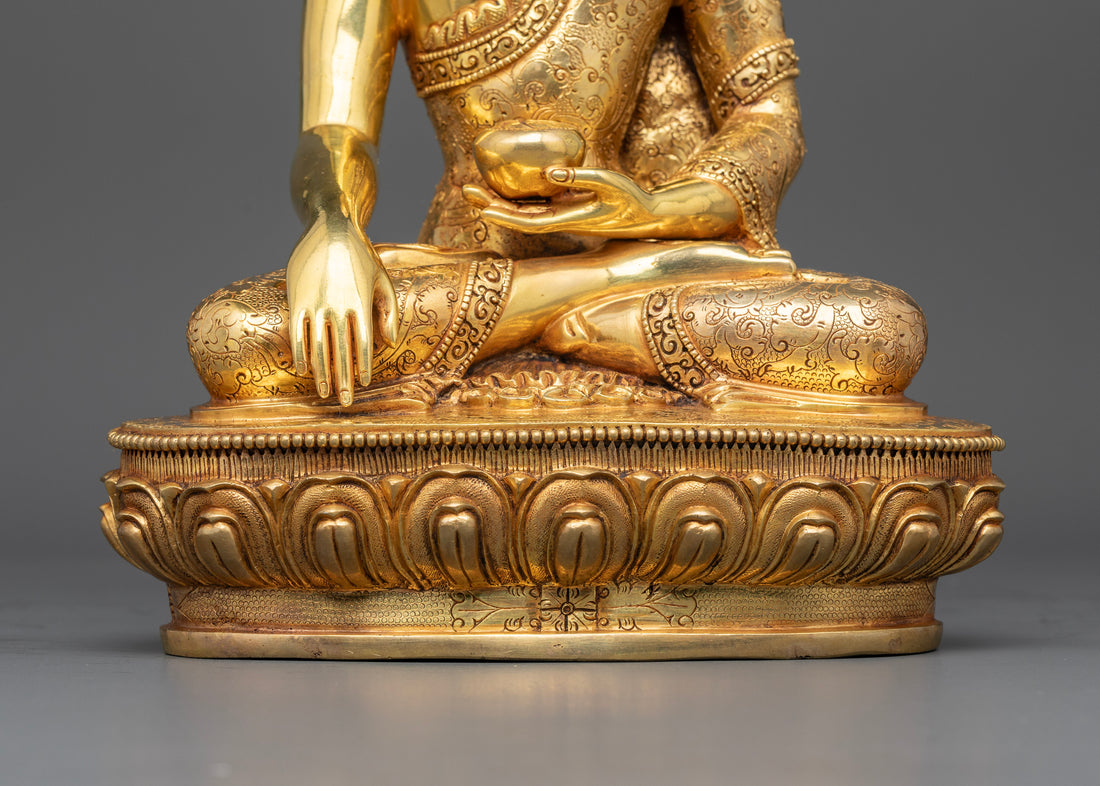 Buddha Shakyamuni: The Enlightened Buddha