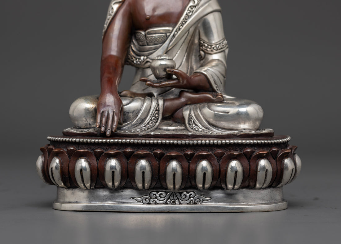 Shakyamuni Buddha Statue: Ideal for Altars