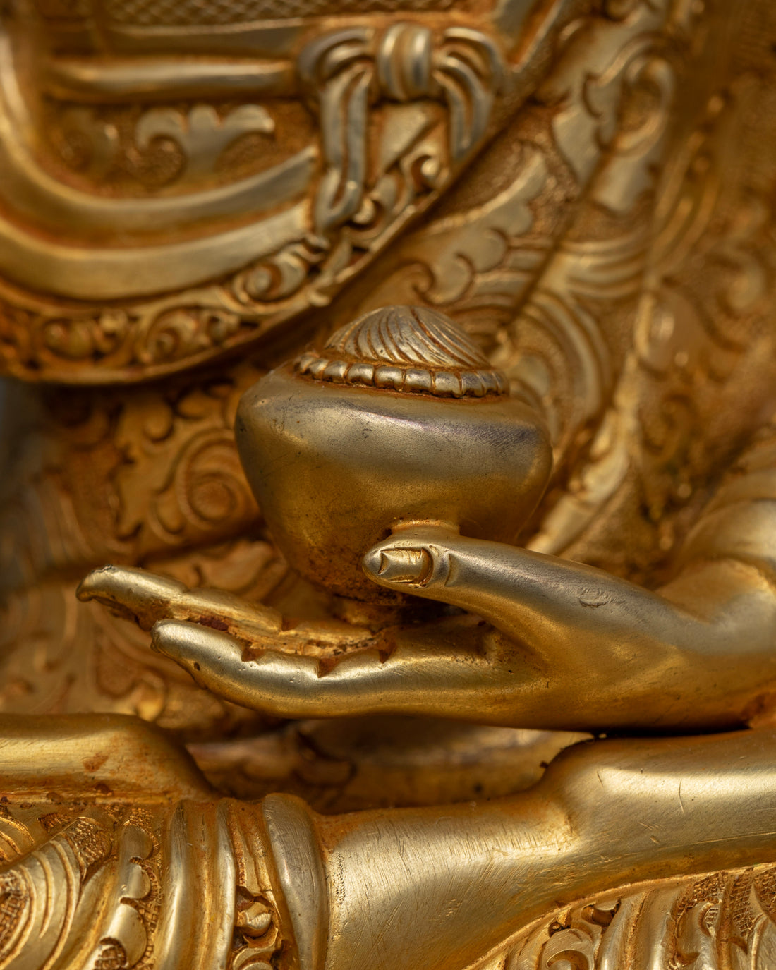 Shakyamuni Buddha: Timeless Symbol of Wisdom