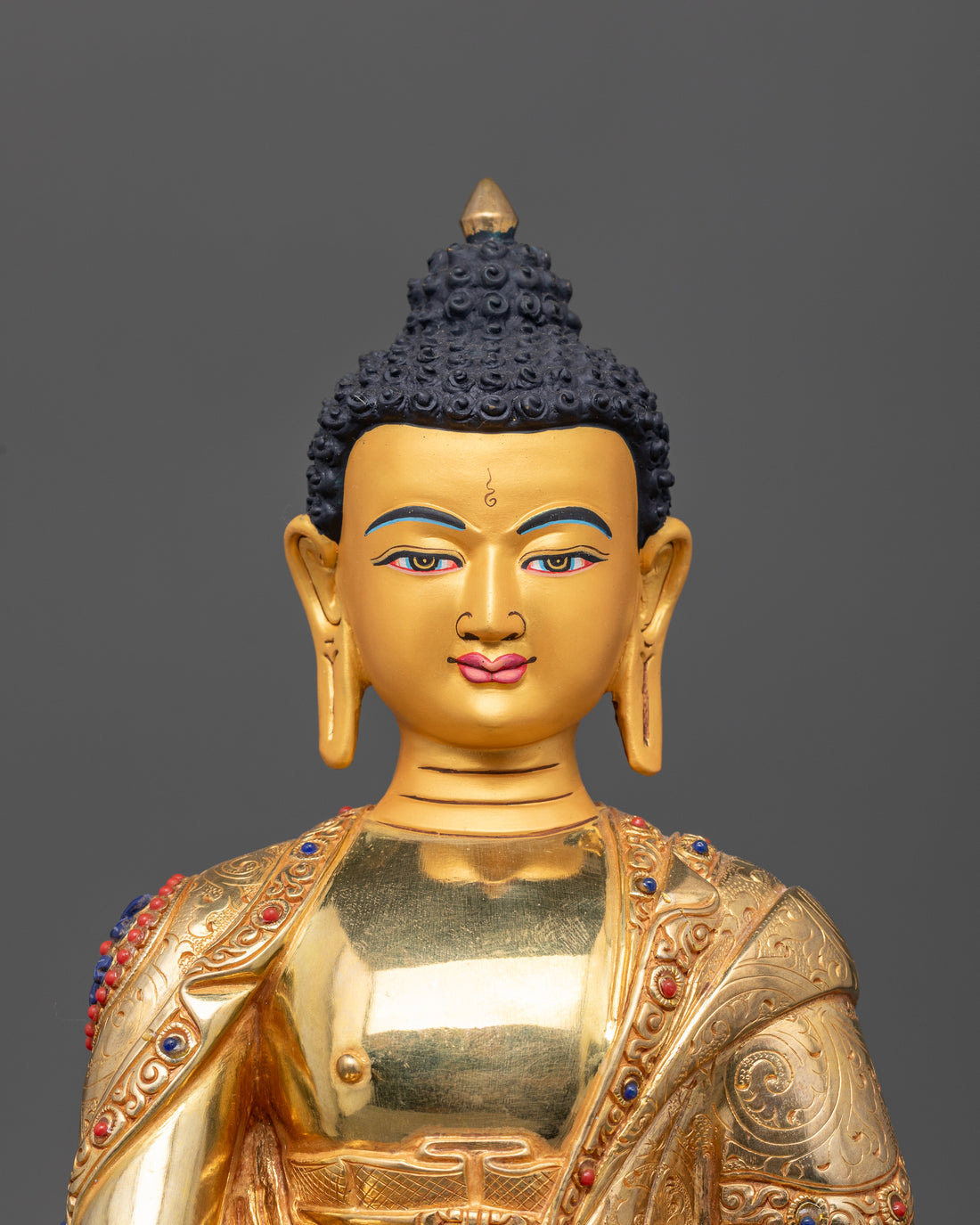 Shakyamuni Buddha: The Divine Manifestation of Tranquility