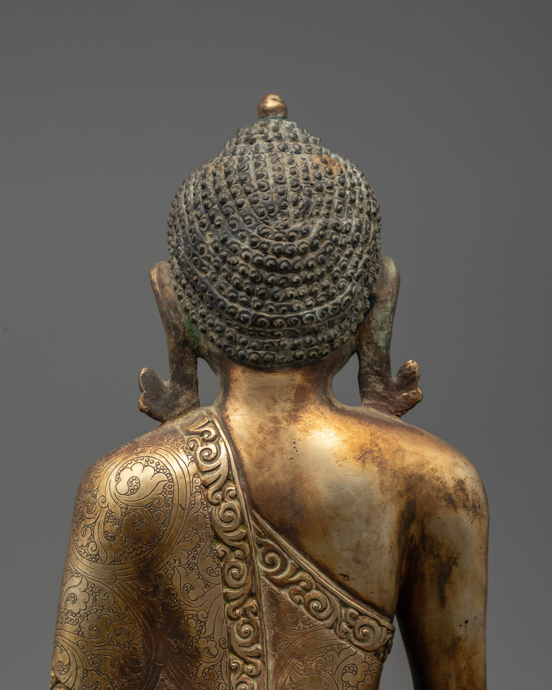 Antique Buddha Shakyamuni: Timeless Wisdom Preserved in Sacred Art