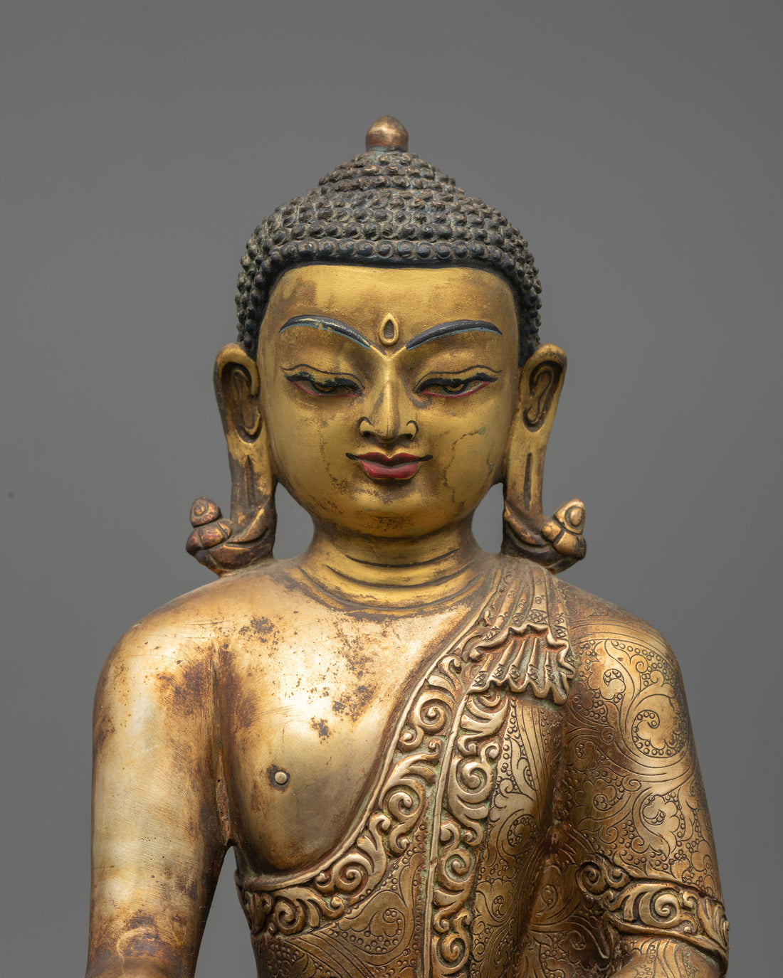 Antique Buddha Shakyamuni: Timeless Wisdom Preserved in Sacred Art