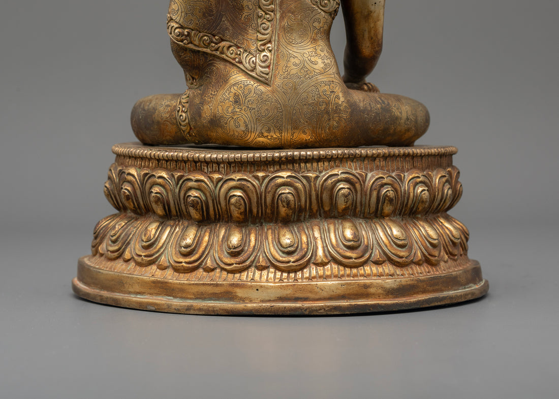 Antique Buddha Shakyamuni: Timeless Wisdom Preserved in Sacred Art