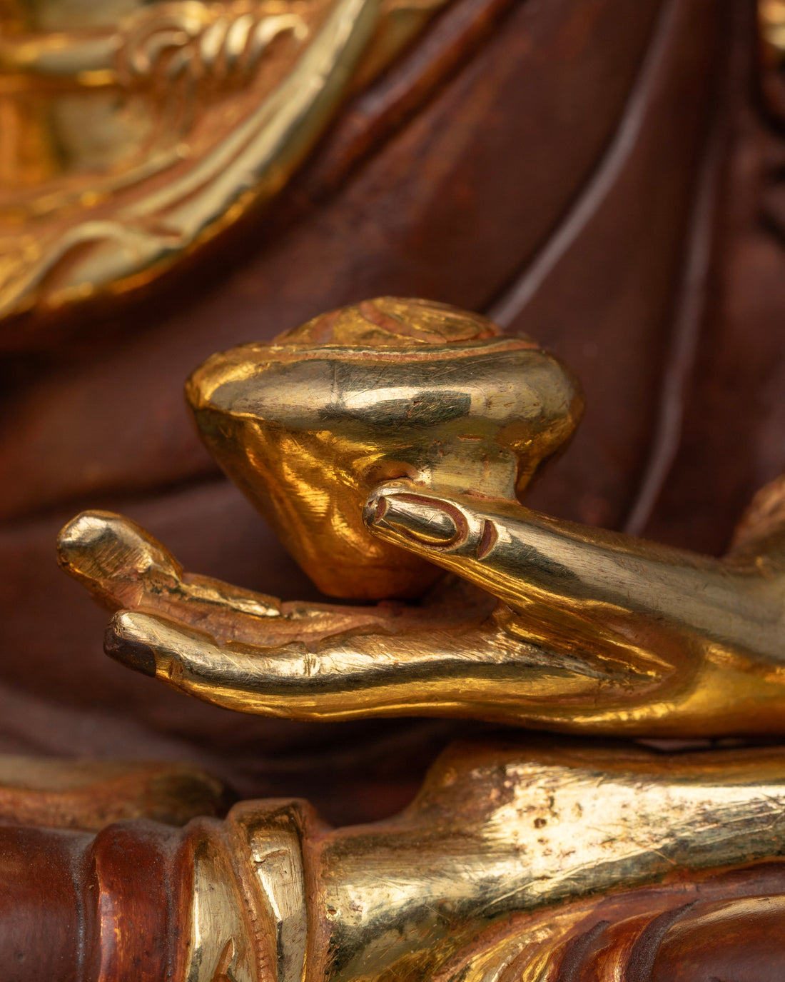 Hand-carved Buddha Shakyamuni Sculpture for Mindfulness