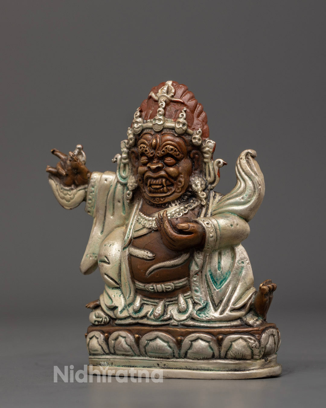 Mahakala Bernagchen Statue displaying hollow chamber for mantras or relics, emphasizing ritual use and spiritual purpose.