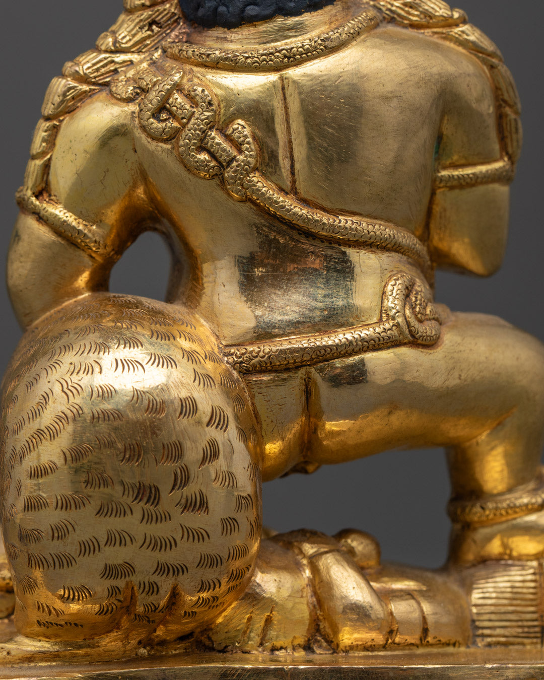 Wealth-bringing Deity Black Dzambhala Statue