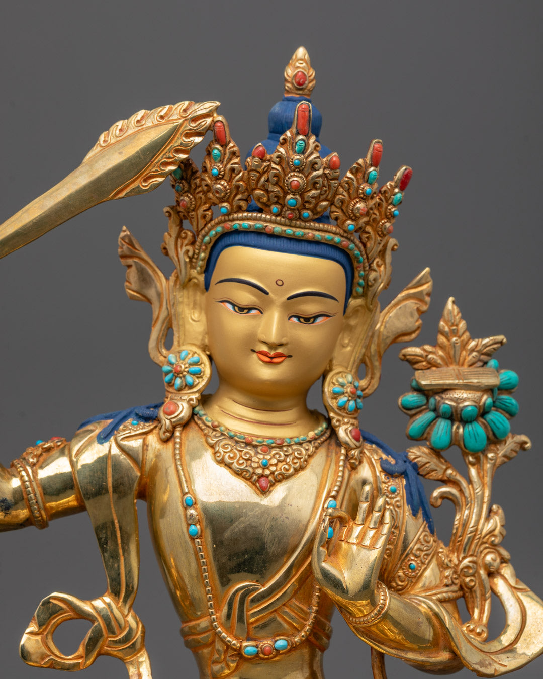 Bodhisattva Manjushri Wenshu Statue closeup angle crown jewelry semi-precious stones
