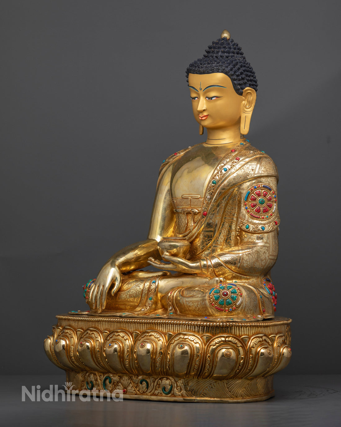 Meditative Shakyamuni Buddha Statue: A Spiritual Treasure