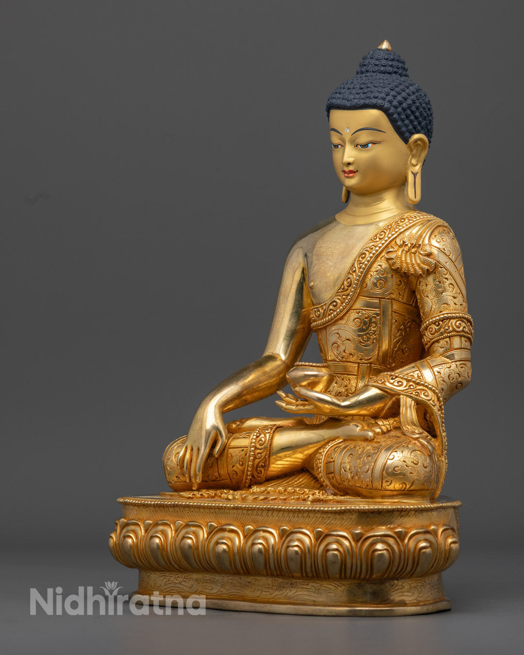 Masterfully Crafted Shakyamuni Buddha Statue
