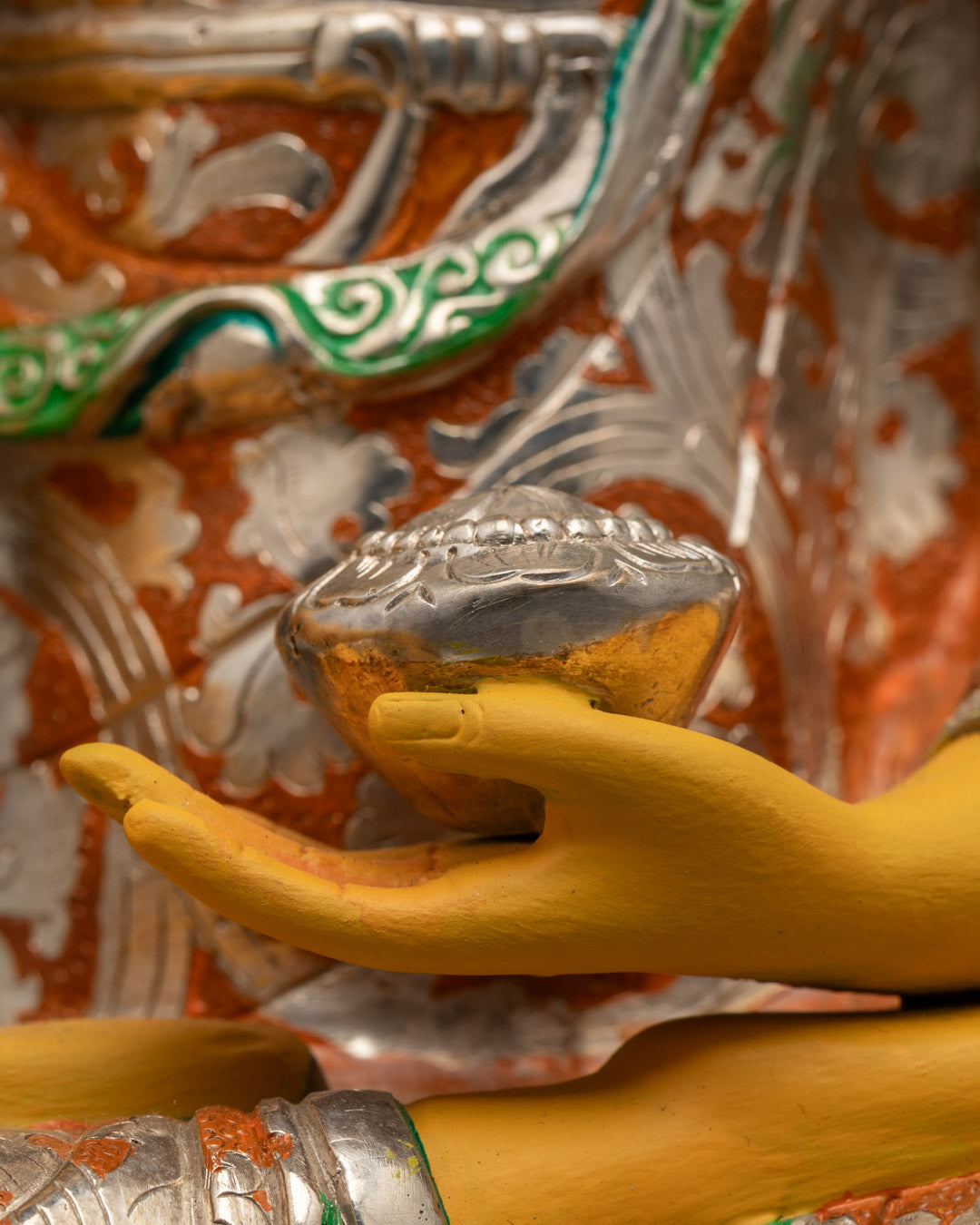 Yellow-Toned Shakyamuni Buddha Statue | Enlightenment & Inner Peace