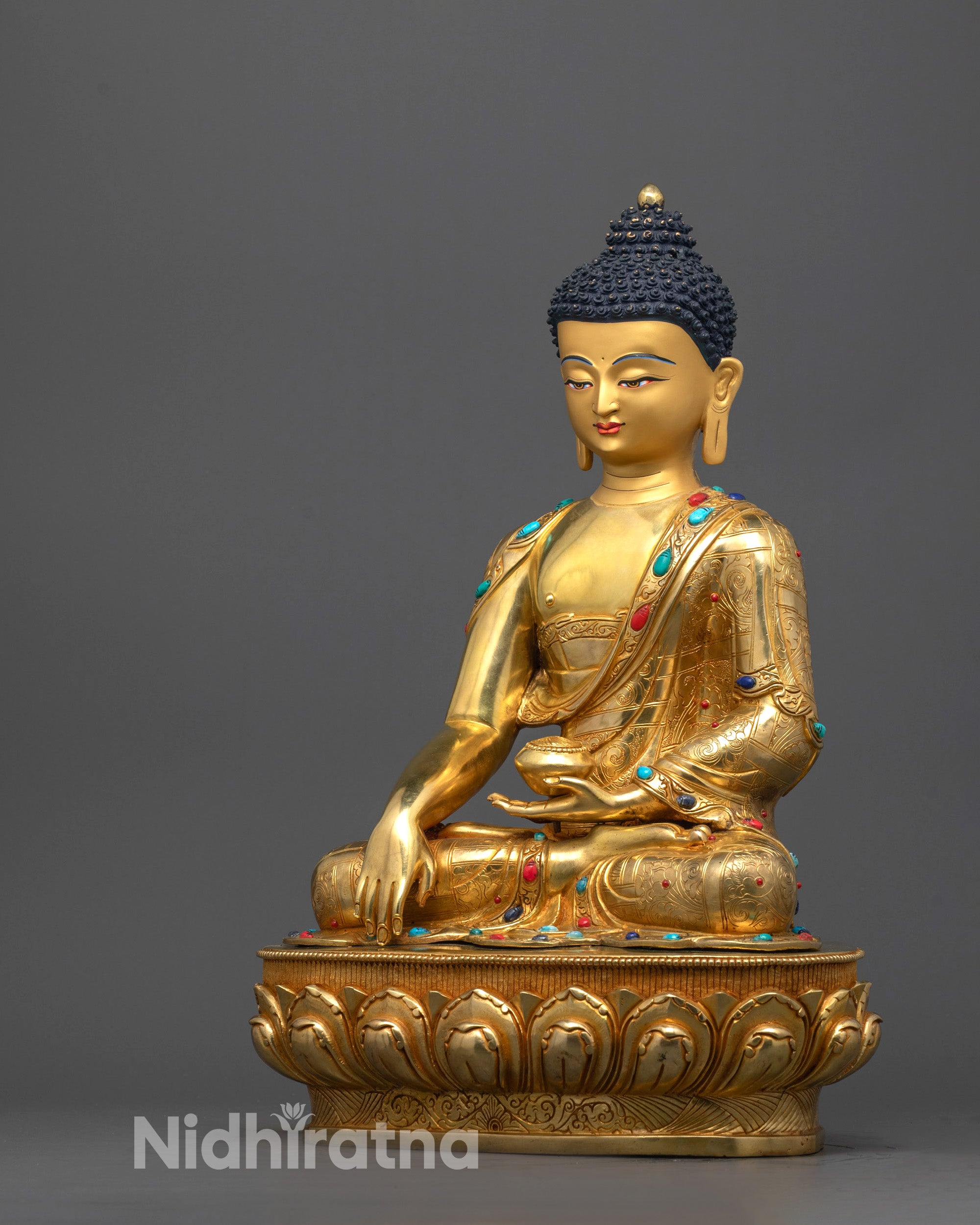 Statue of Shakyamuni Buddha | Siddhartha Gautama