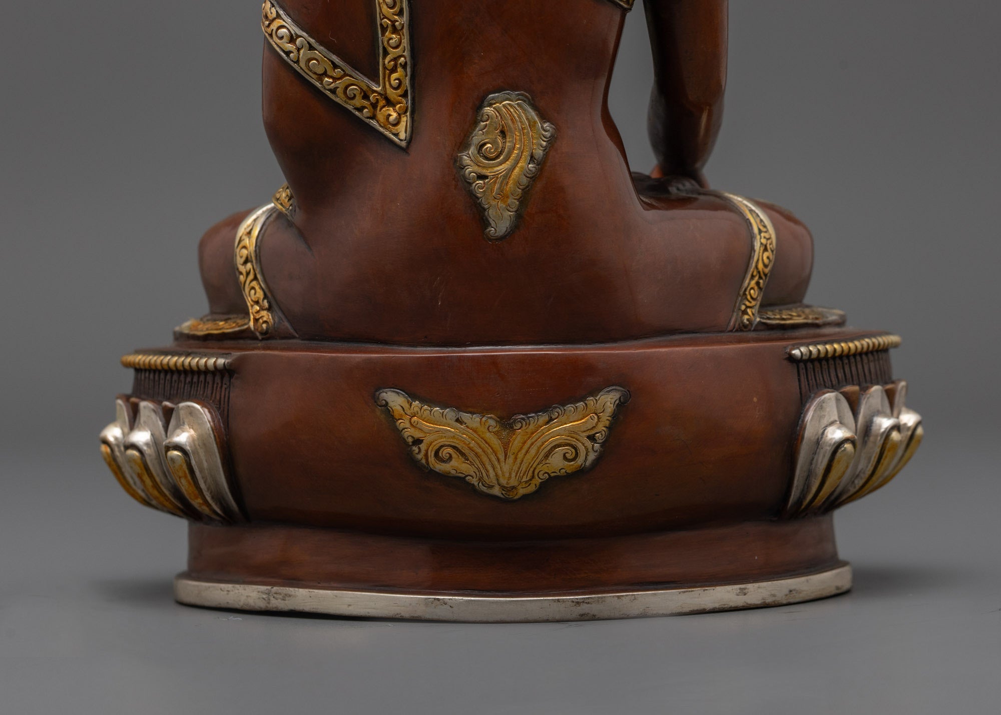 Majestic Buddha Shakyamuni Sculpture | Handcrafted Enlightenment Art
