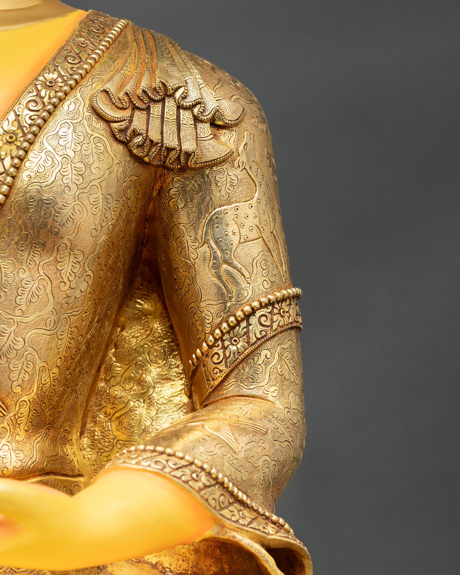 Shakyamuni Buddha Statue for Peaceful Home Decor