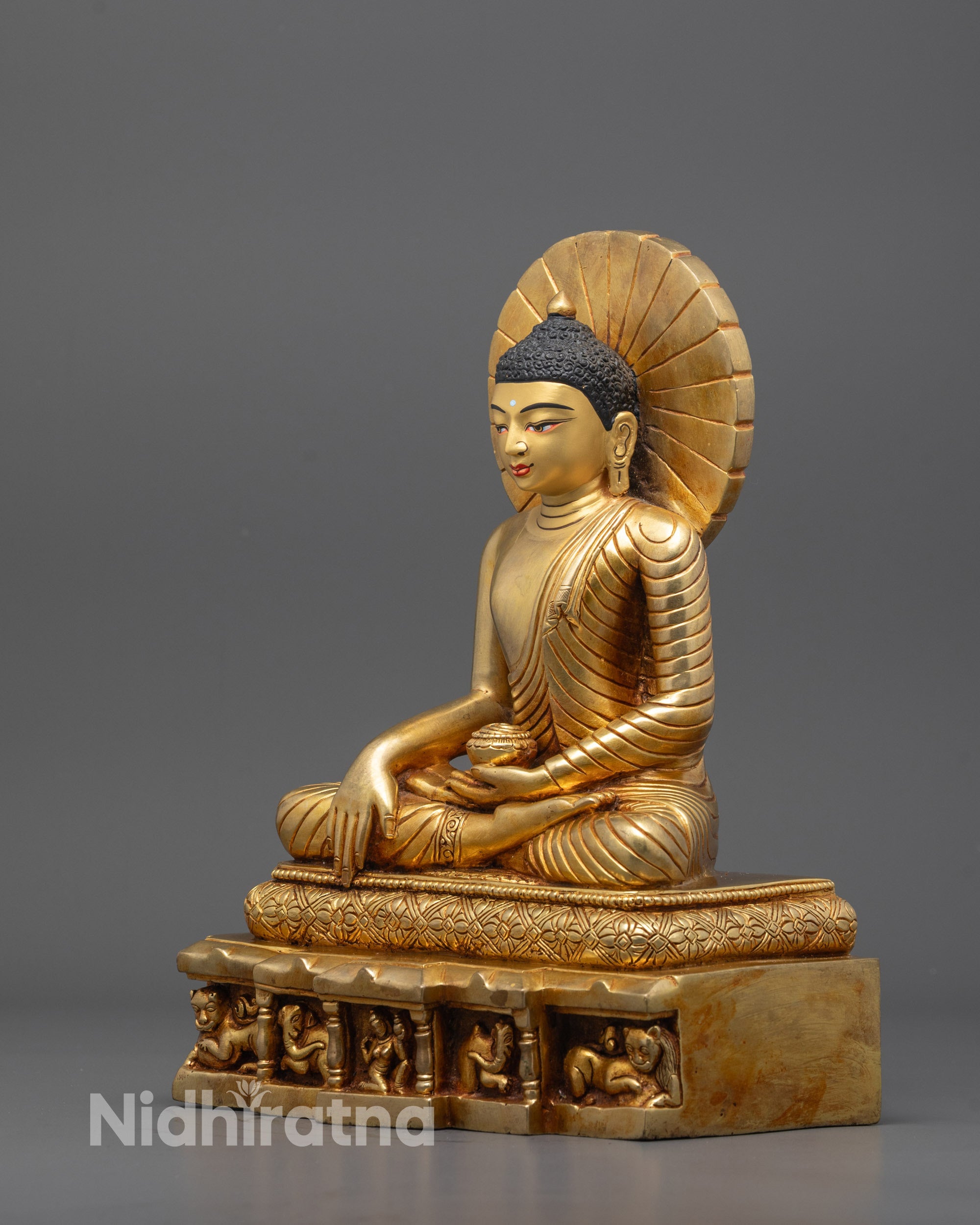 Nepalese Siddhartha Gautama Buddha Statue | Elegant Gold-Finished