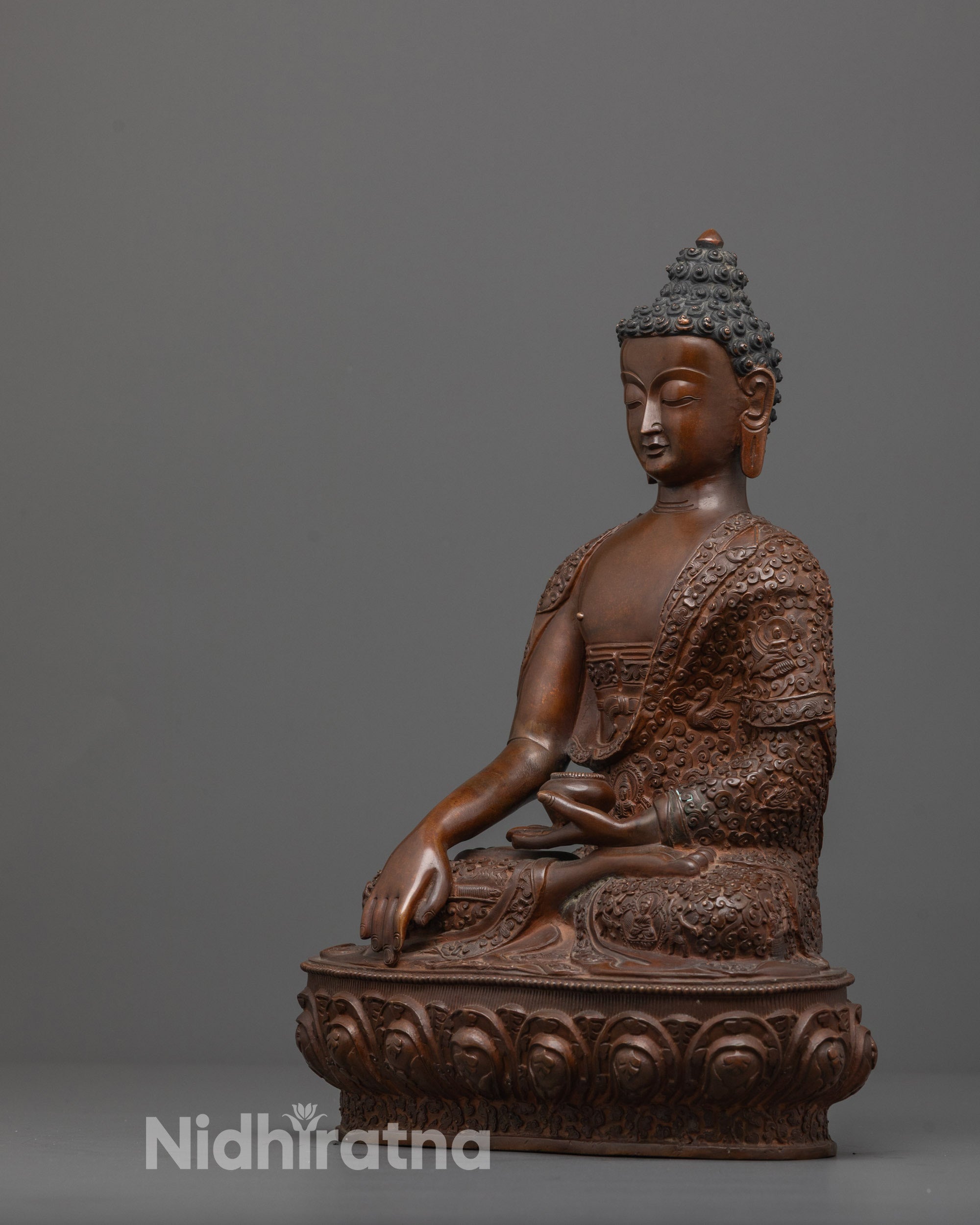 Sacred Oxidized Buddha Statue | Awakened Teacher Sculpture