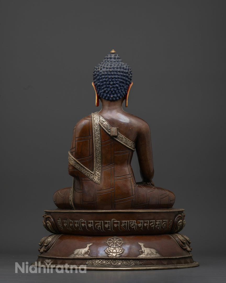 Shakyamuni : Lotus Buddha Statue