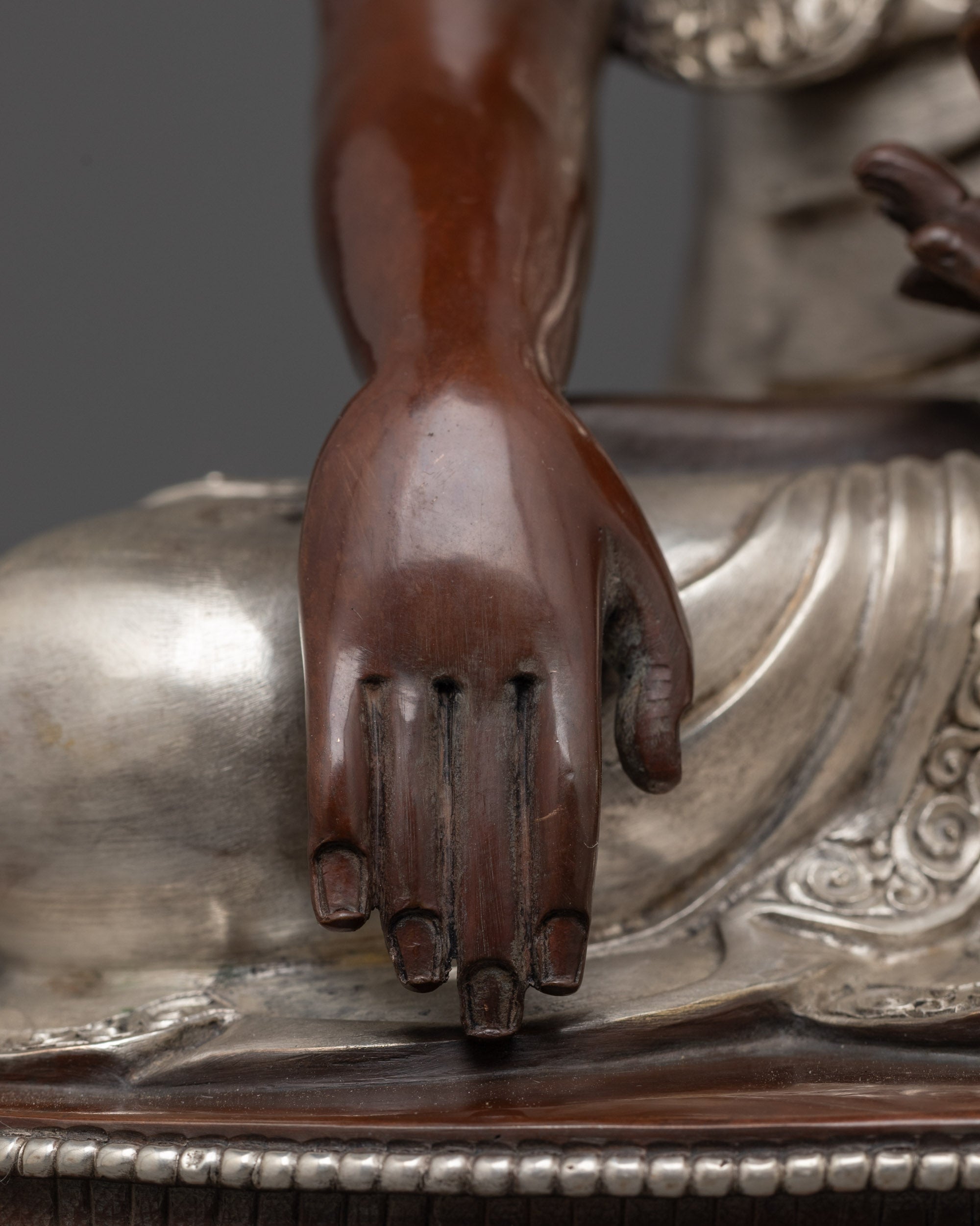 Oxidized Shakyamuni Buddha Statue | Himalayan Enlightened Master Decor