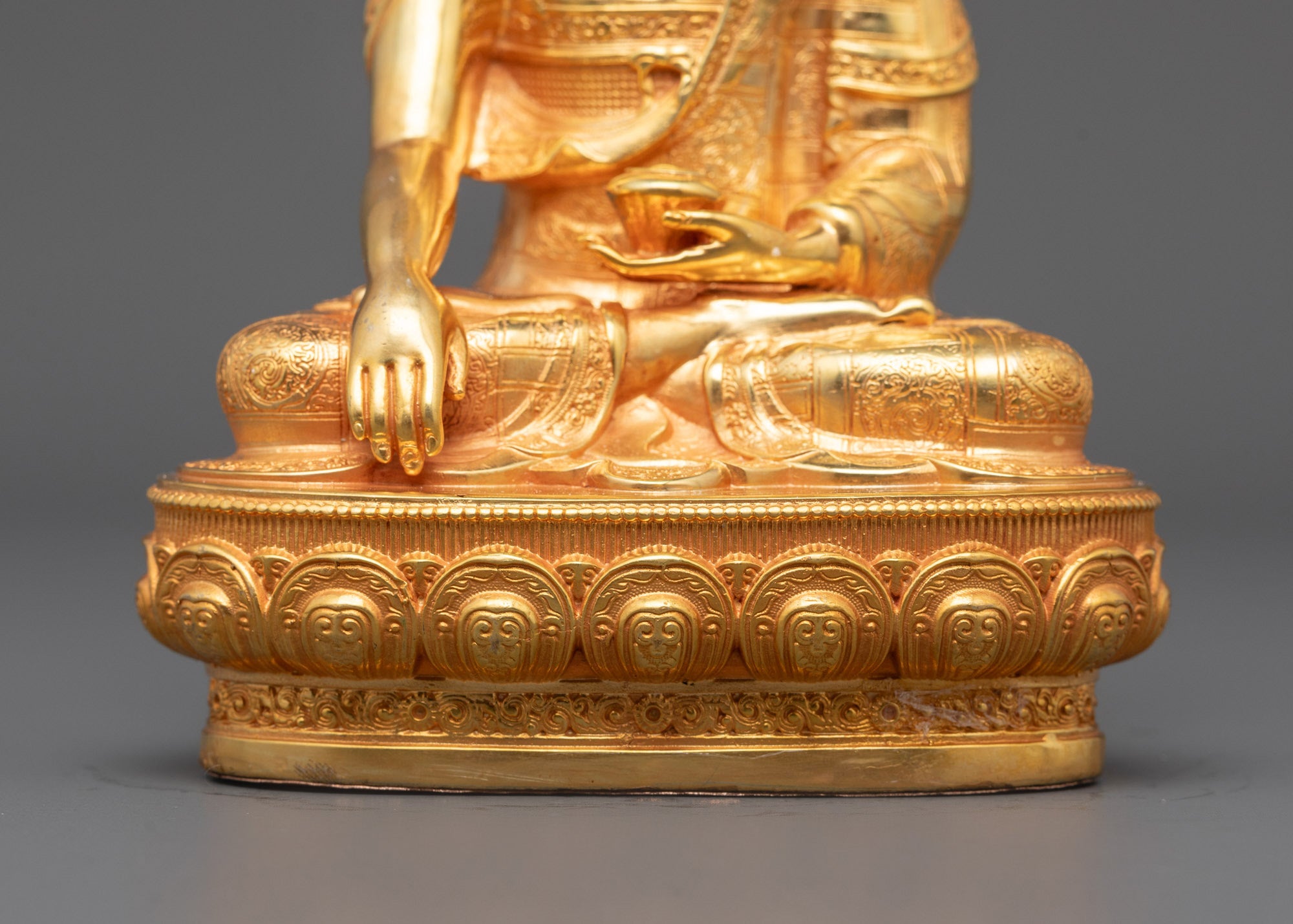 Shakyamuni Buddha Statue | Machine-Made with Fine Detailing