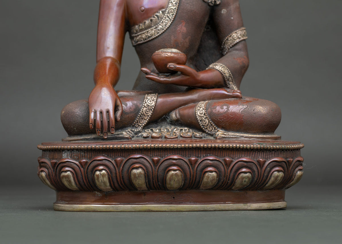 Shakyamuni Buddha Statue