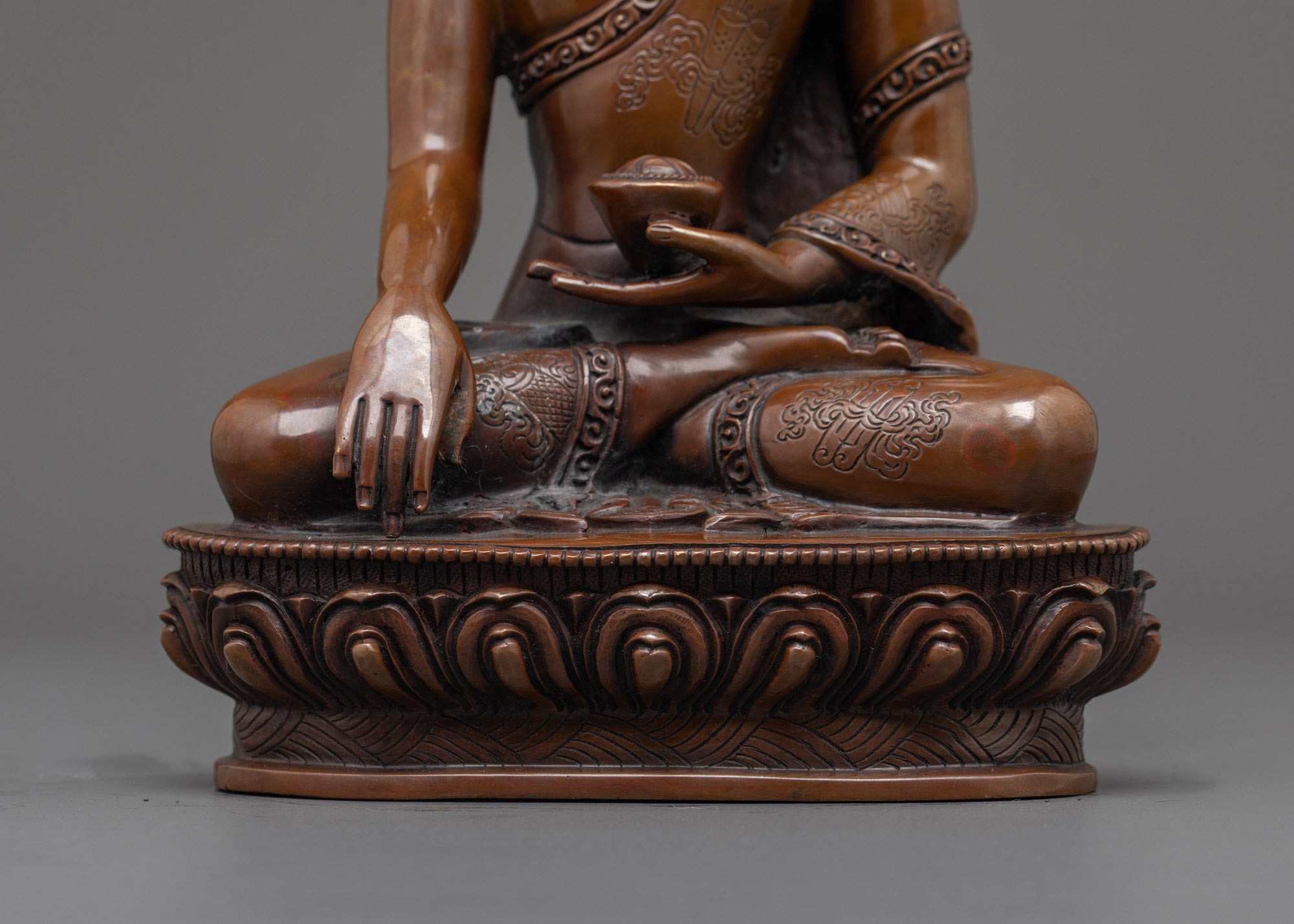 Awakened Shakyamuni Buddha Statue | Sculpture of the Dharma Teacher
