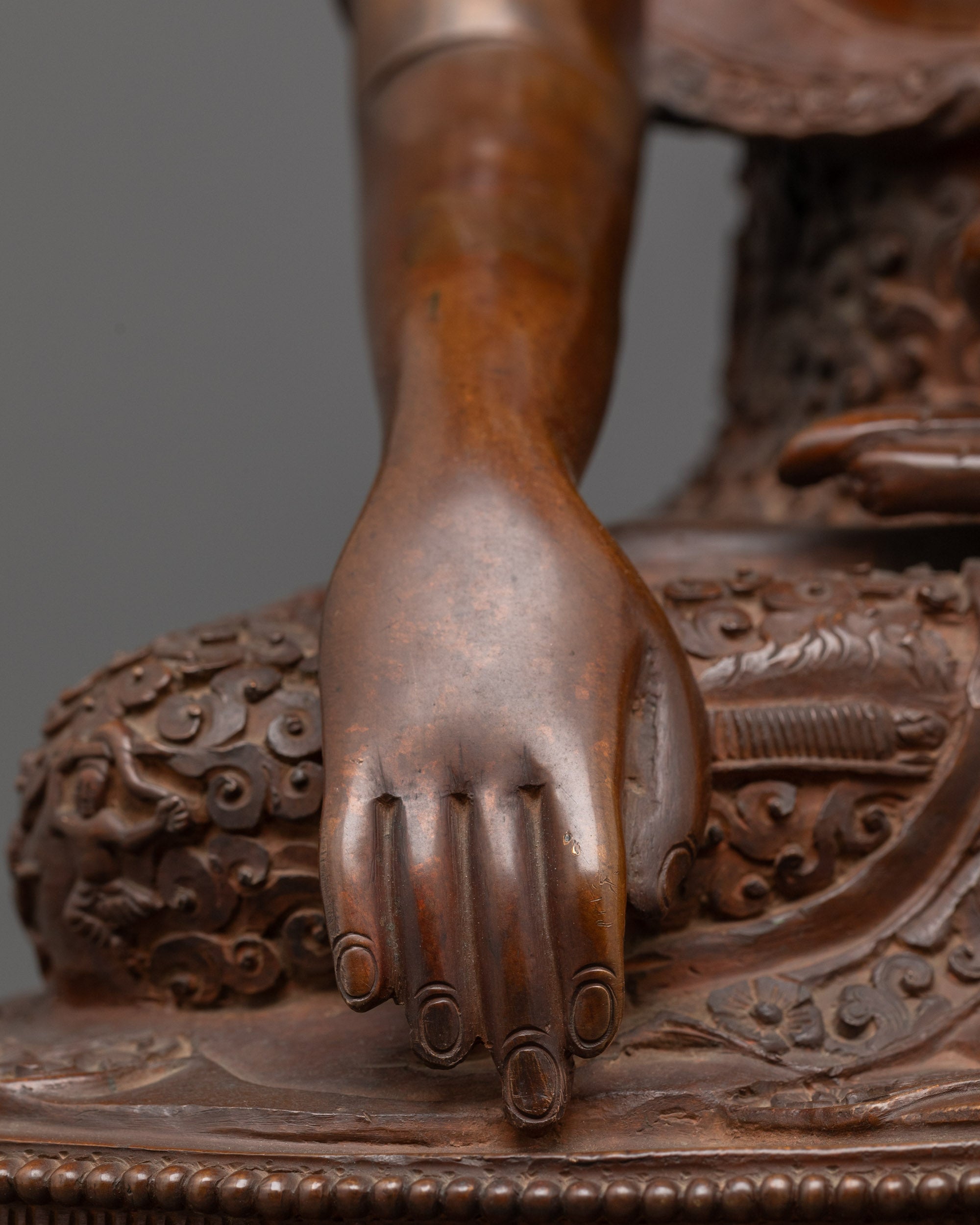 Sacred Oxidized Buddha Statue | Awakened Teacher Sculpture