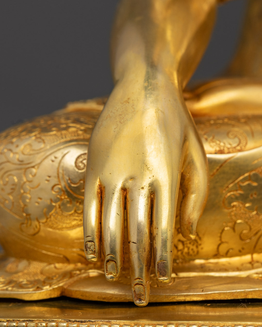 Shakyamuni Buddha Statue with Consecration Space