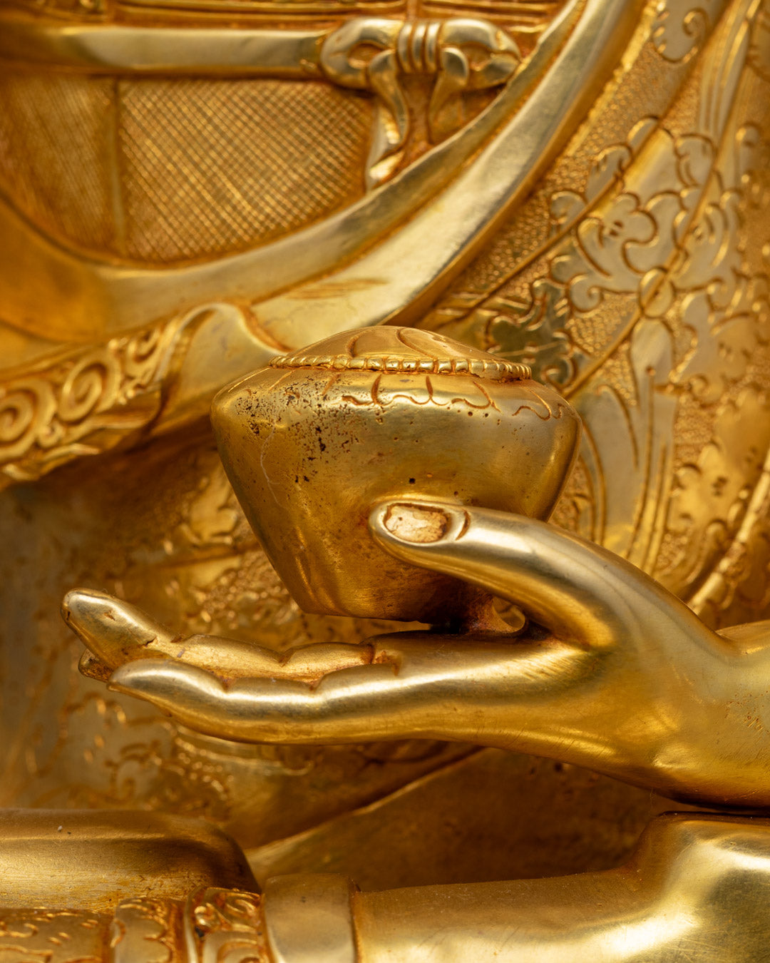 Shakyamuni Buddha Statue with Consecration Space