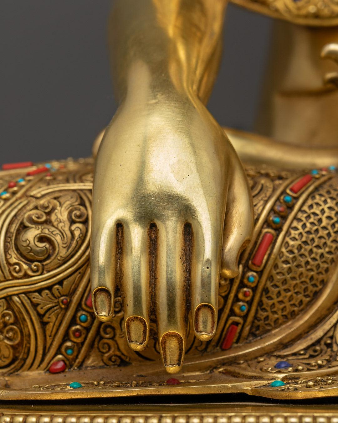 Buddhist Shrine Shakyamuni Statue | Nepalese Spiritual Sculpture