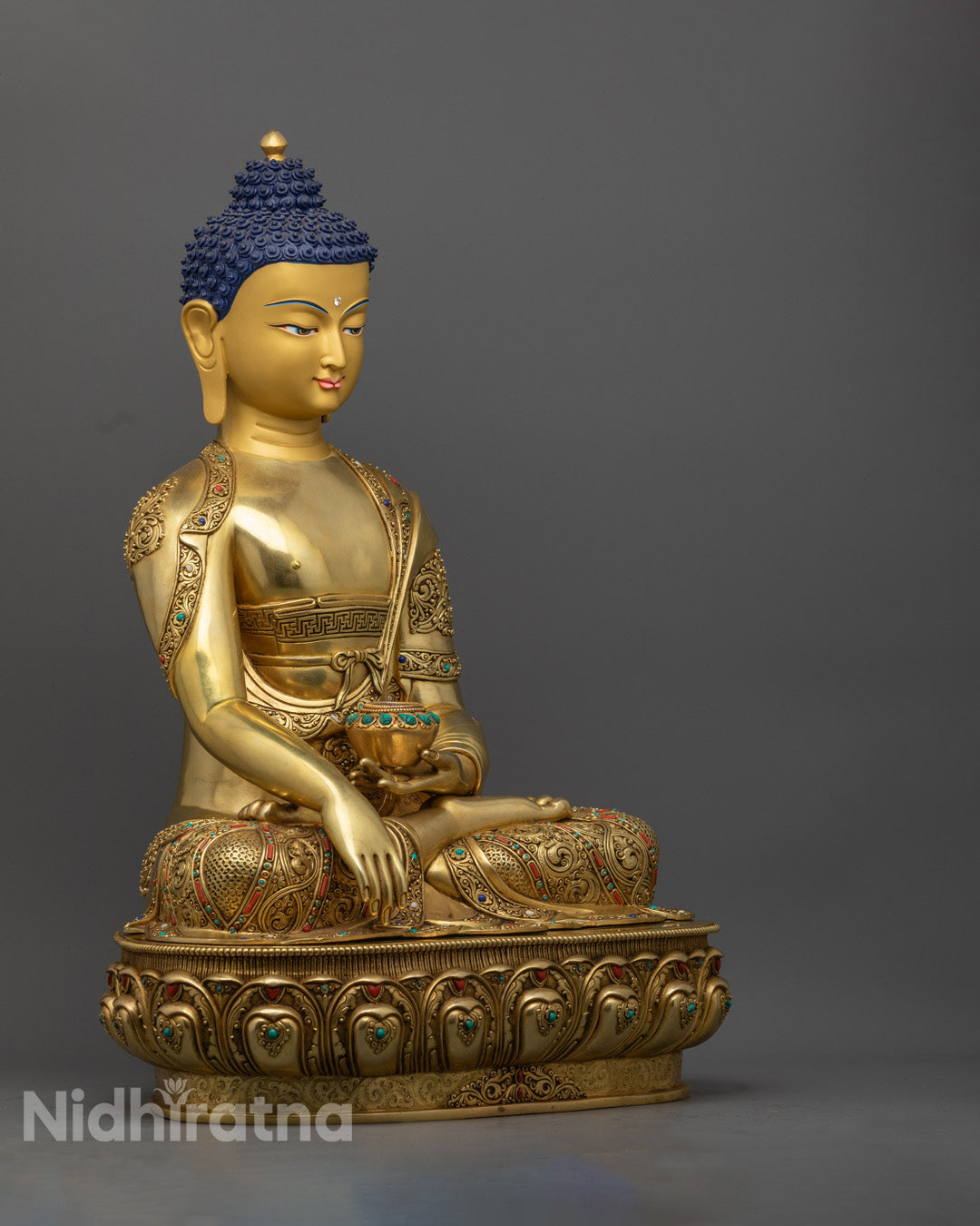 Buddhist Shrine Shakyamuni Statue | Nepalese Spiritual Sculpture
