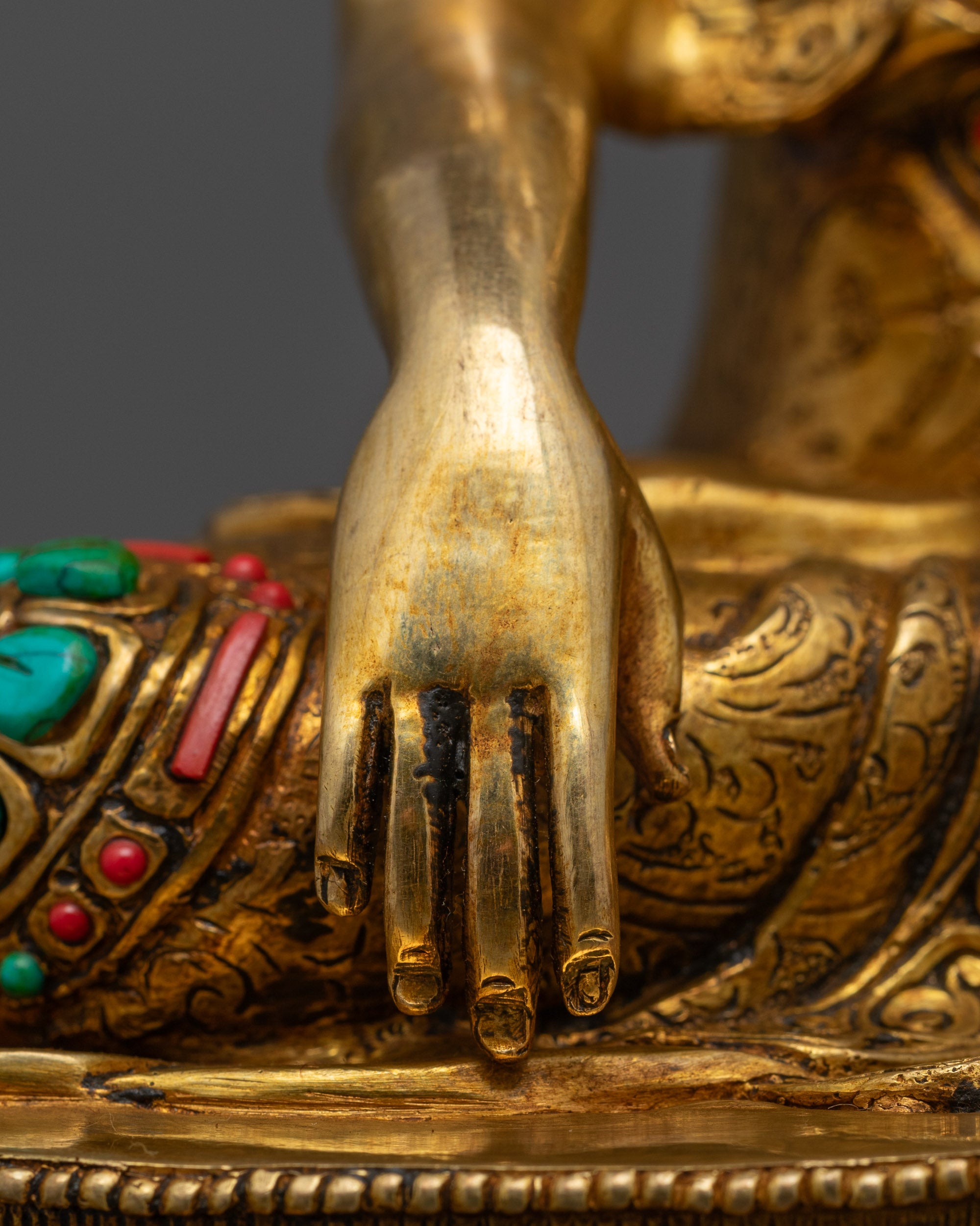 Buy Shakyamuni Buddha Statue | Fire-Gilded Spiritual Artwork