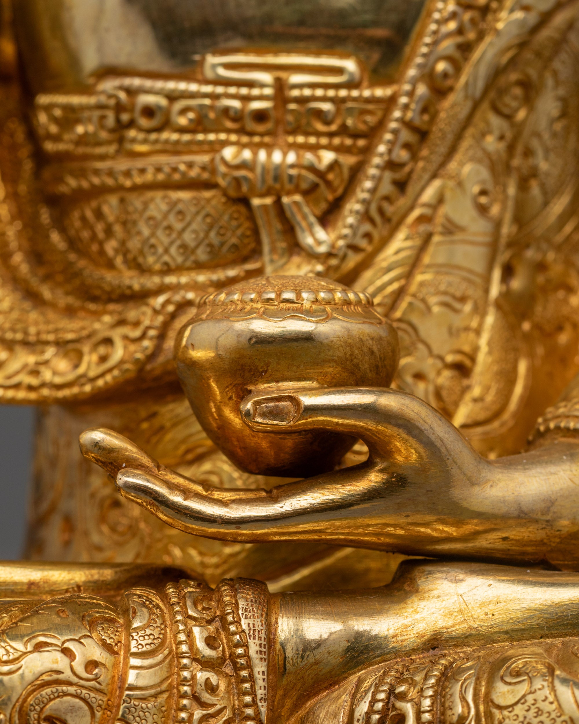 Traditional Buddha Shakyamuni Statue | Spiritual Home Decor