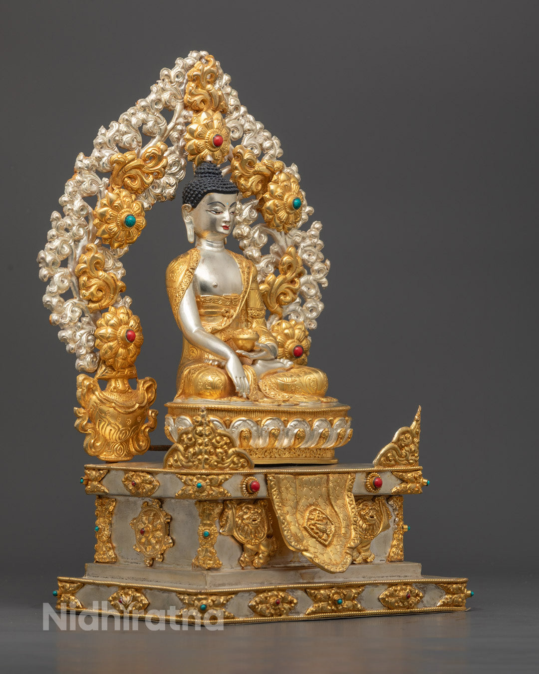 Shakyamuni Buddha Sculpture for Puja and Offerings