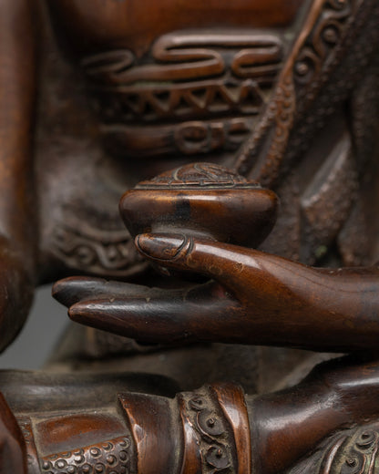 Shakyamuni Buddha Statue: Handcrafted Symbol of Enlightenment