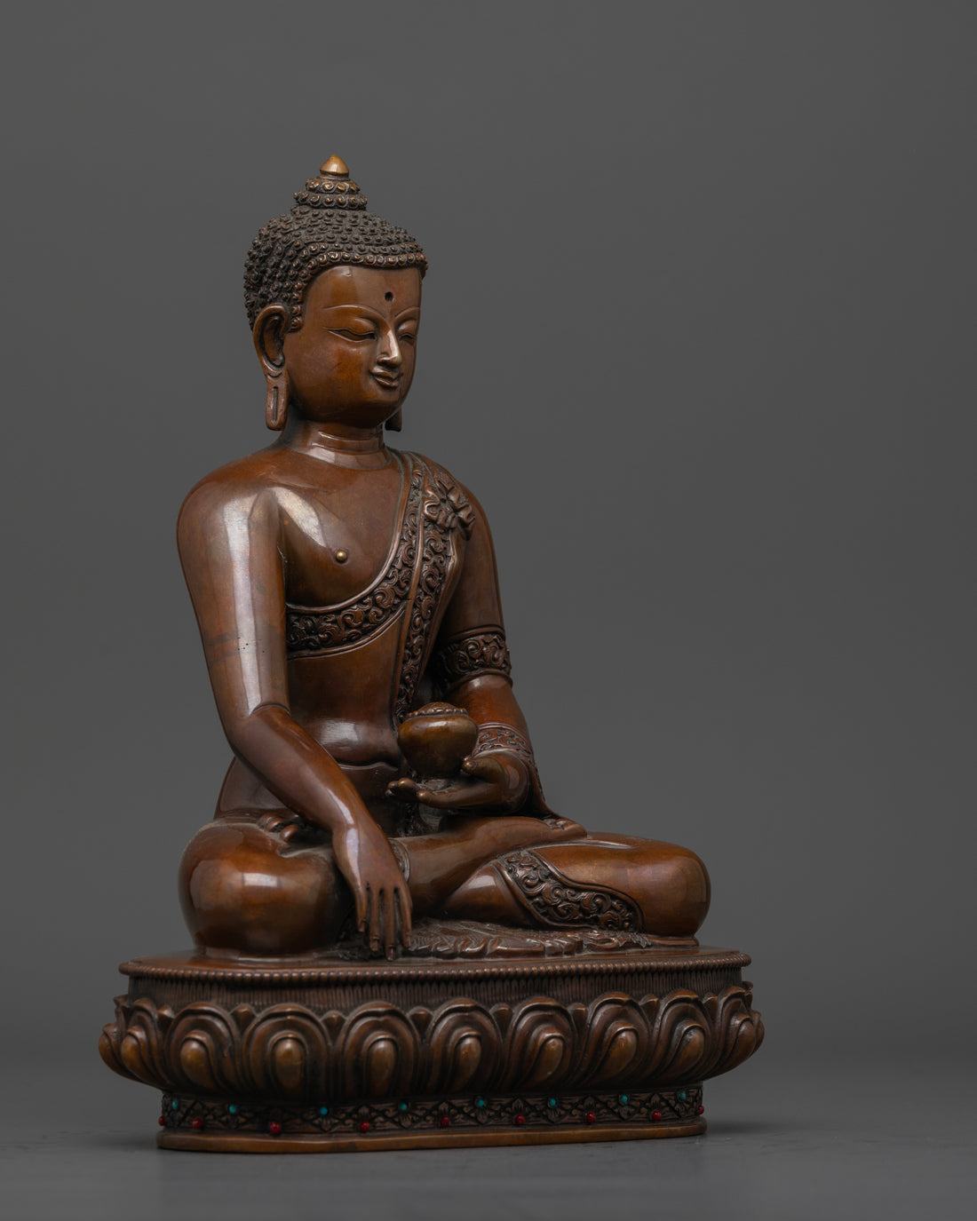 Oxidized Shakyamuni Buddha Statue