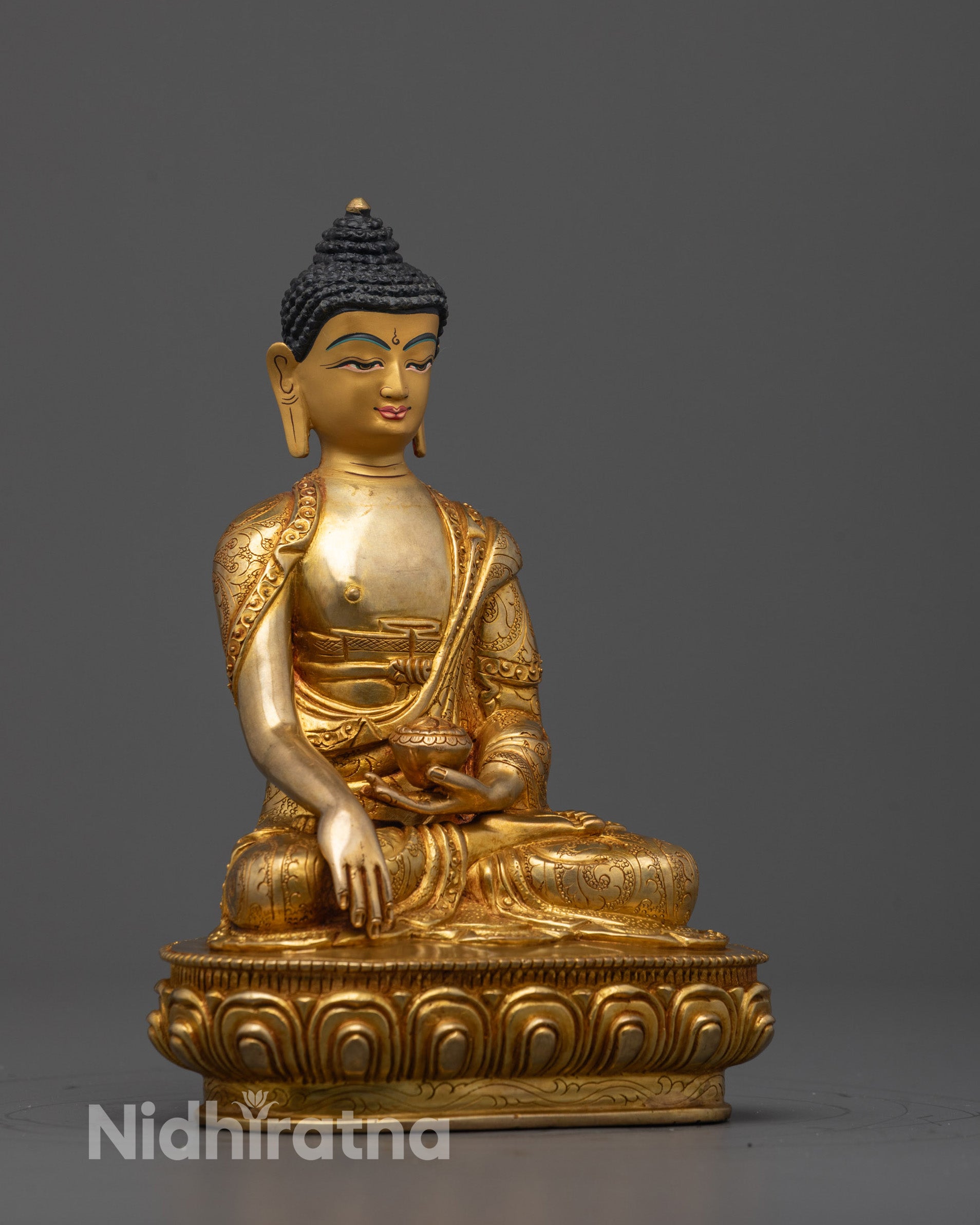 Buy Authentic Nepalese Buddha Shakyamuni Statue Online