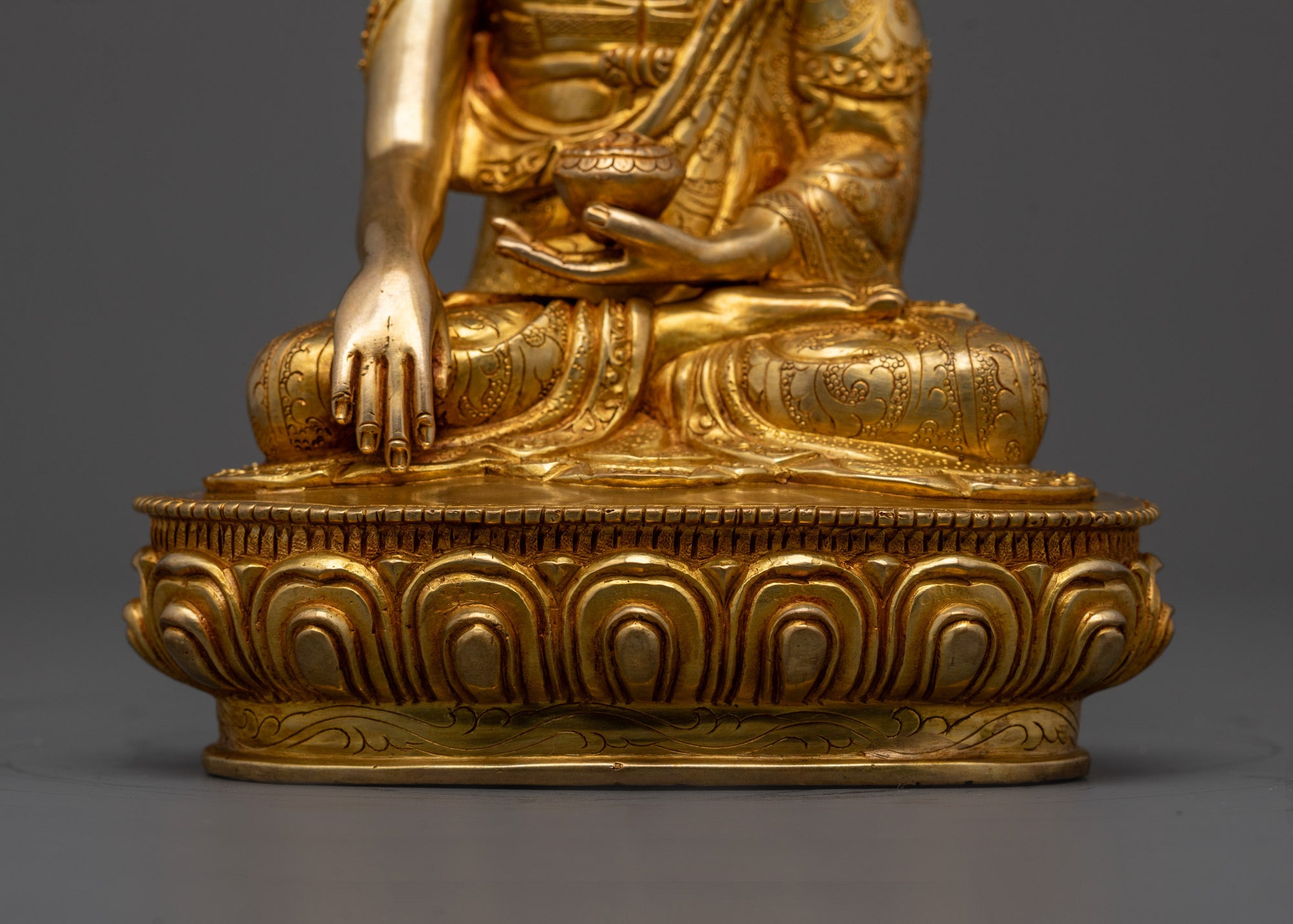 Buy Authentic Nepalese Buddha Shakyamuni Statue Online