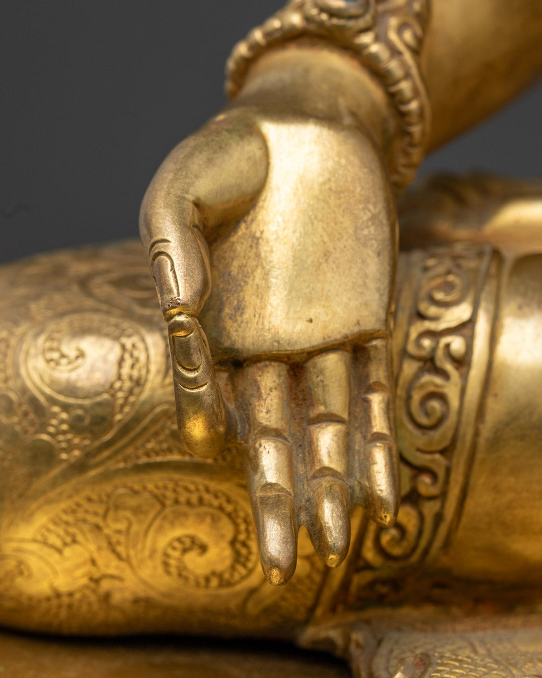 Sacred Ratnasambhava Buddha | Traditional Tibetan Meditation
