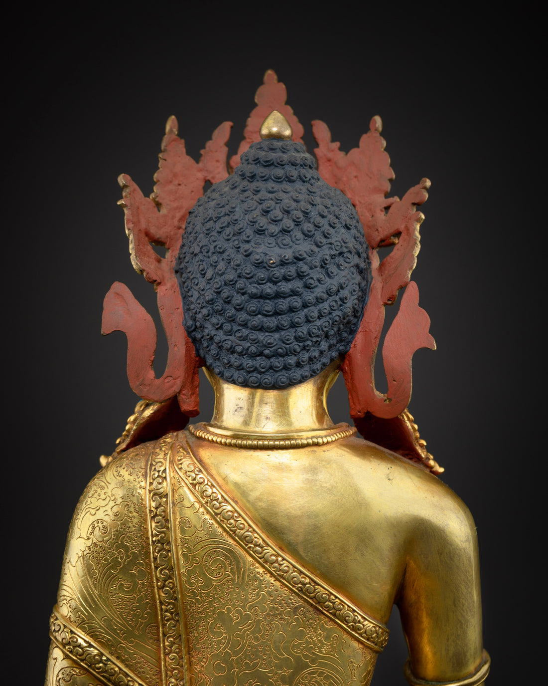 Crowned Buddha Shakyamuni Statue: Emblem of Enlightenment