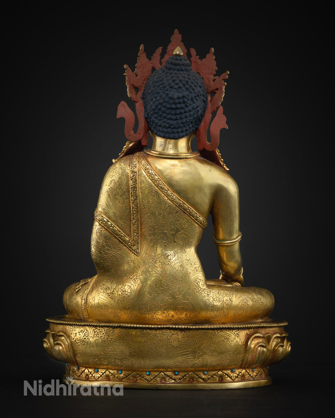 Crowned Buddha Shakyamuni Statue: Emblem of Enlightenment