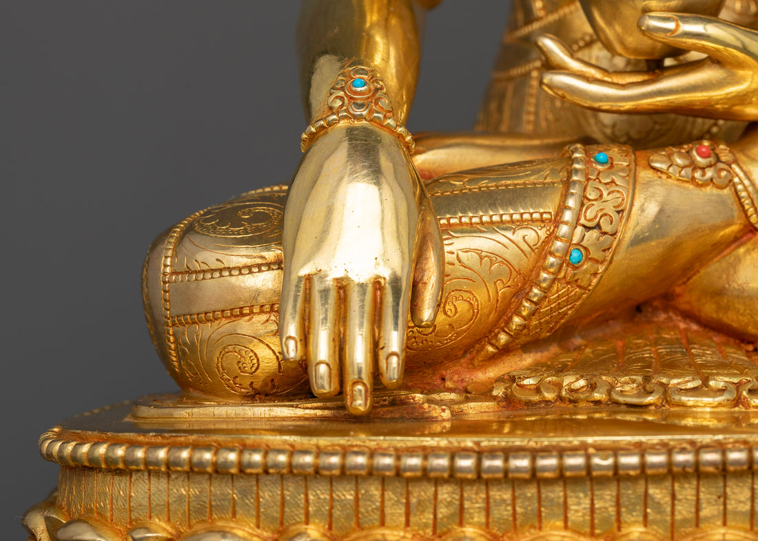 The Crowned Buddha: Symbolism and Spiritual Majesty