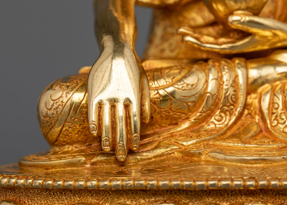 Crown Buddha Shakyamuni Statue - Regal Embodiment of Enlightenment and Compassion