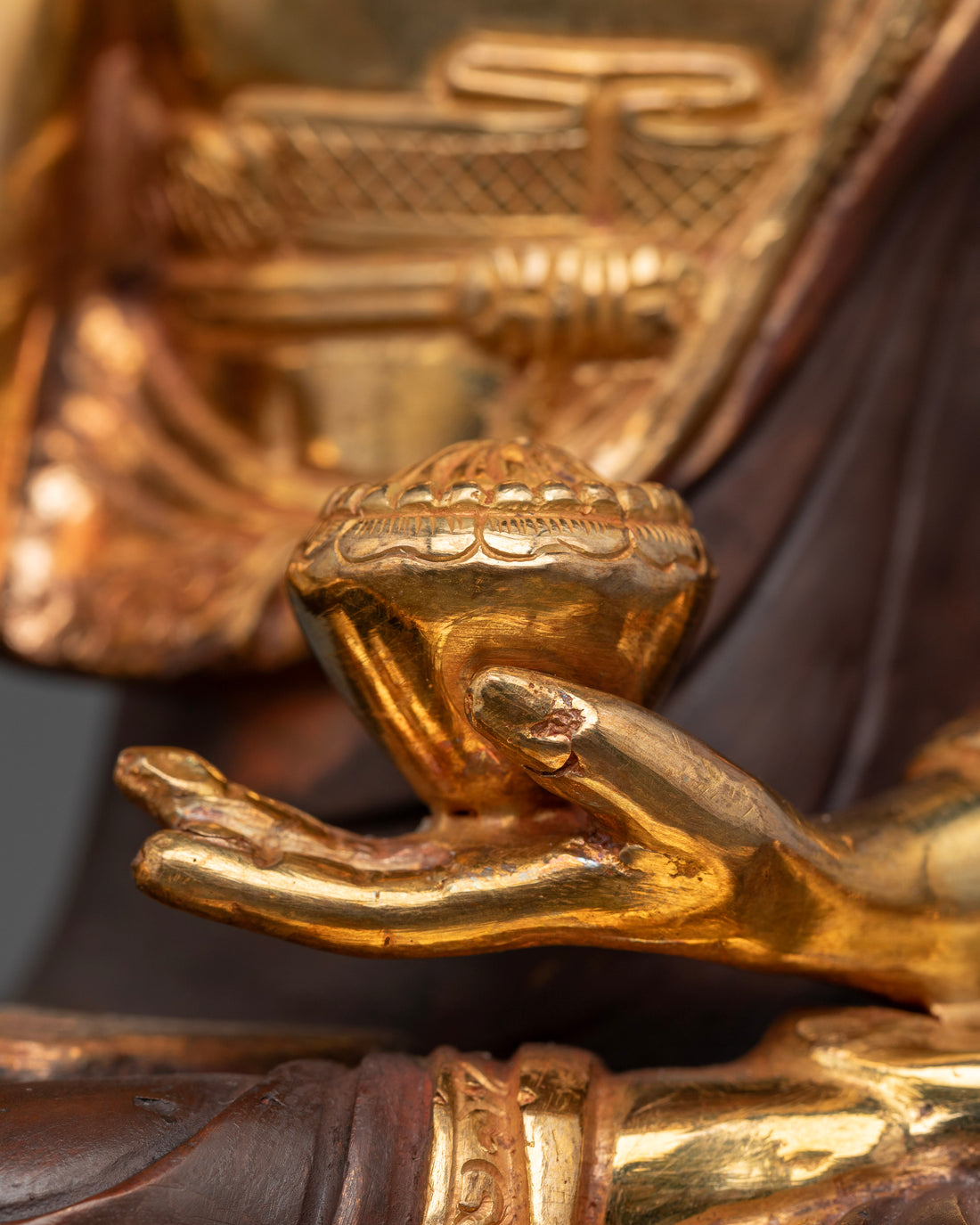 Oxidized Copper Crown Buddha Shakyamuni Statue - Serene Elegance and Spiritual Mastery