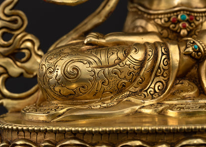 Chanting Avalokiteshvara Mantra: Pathway to Compassion