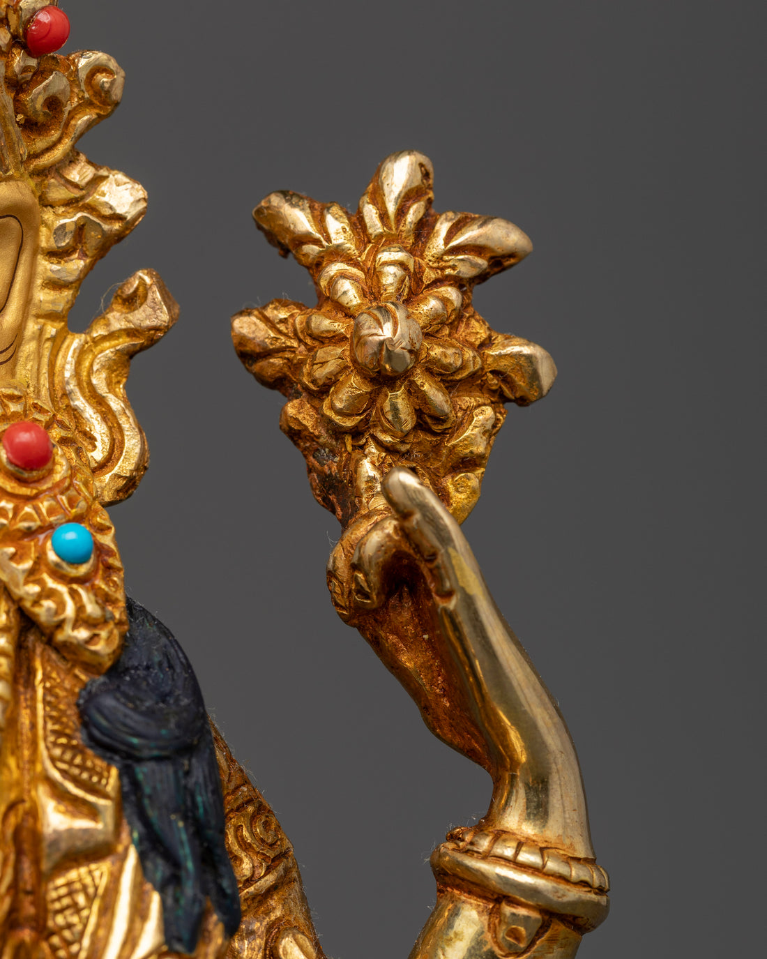 Chenrezig Statue Glided in Gold