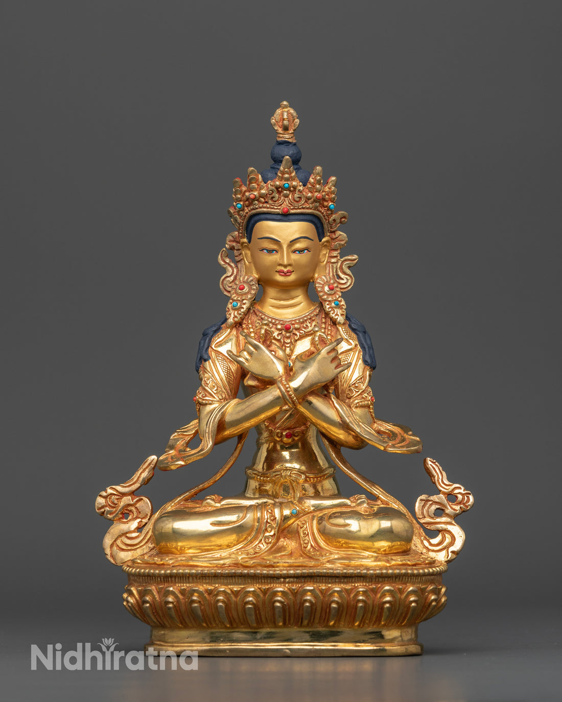 Gold-Gilded Vajradhara: The Radiant Holder of the Vajra